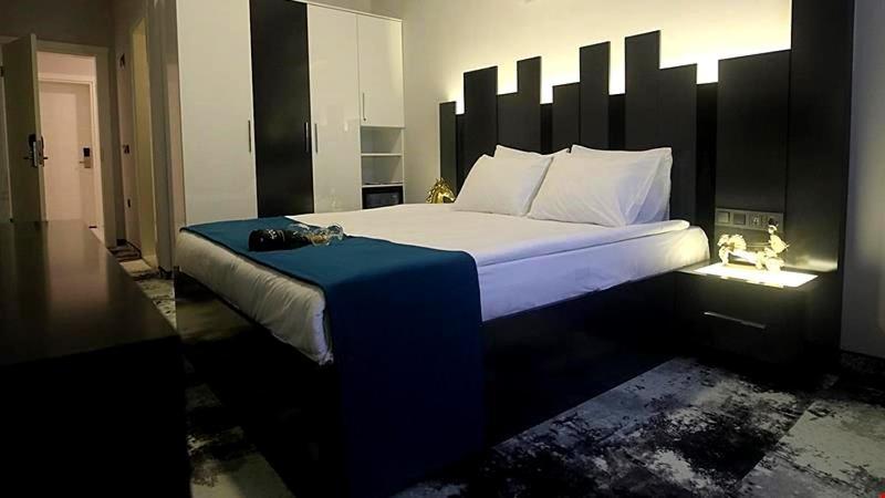 Plaza Hotel İzmir Eksteriør bilde